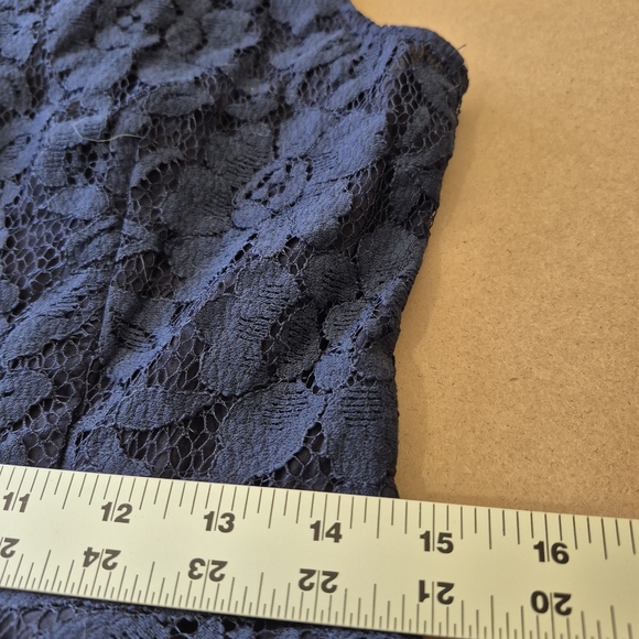 BB Dakota Elegant Navy Lace Dress - Picture 5 of 9